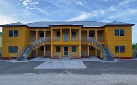 Poinciana Apartments - Holiday Rental